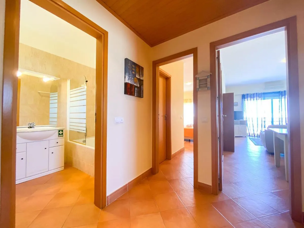 Casa Marina - Apartamento Com Piscina Junto Da Marina De 拉哥斯