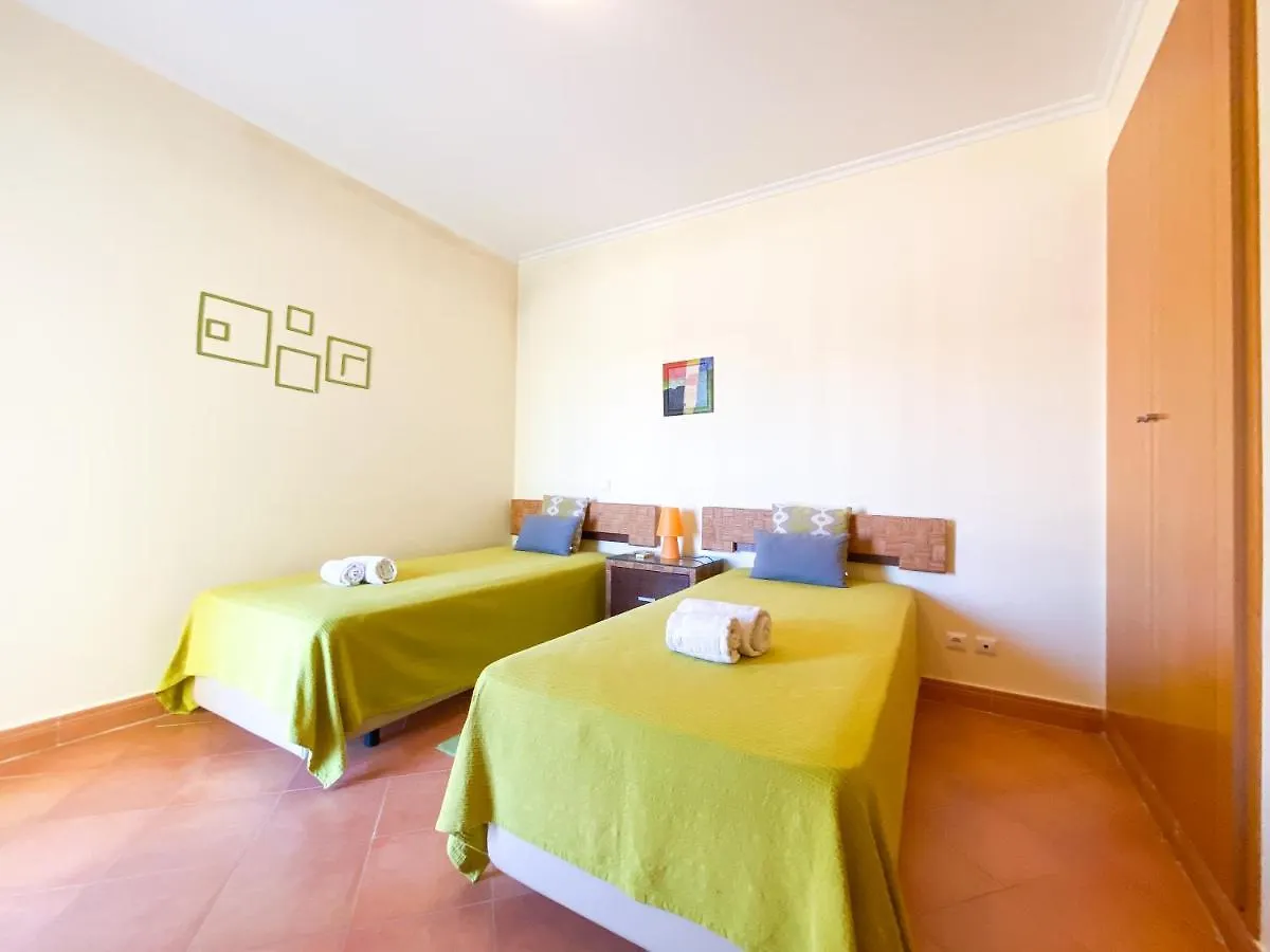 Casa Marina - Apartamento com piscina junto da Marina de Lagos